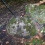 Une croix qui indique la limite des captages Burdet